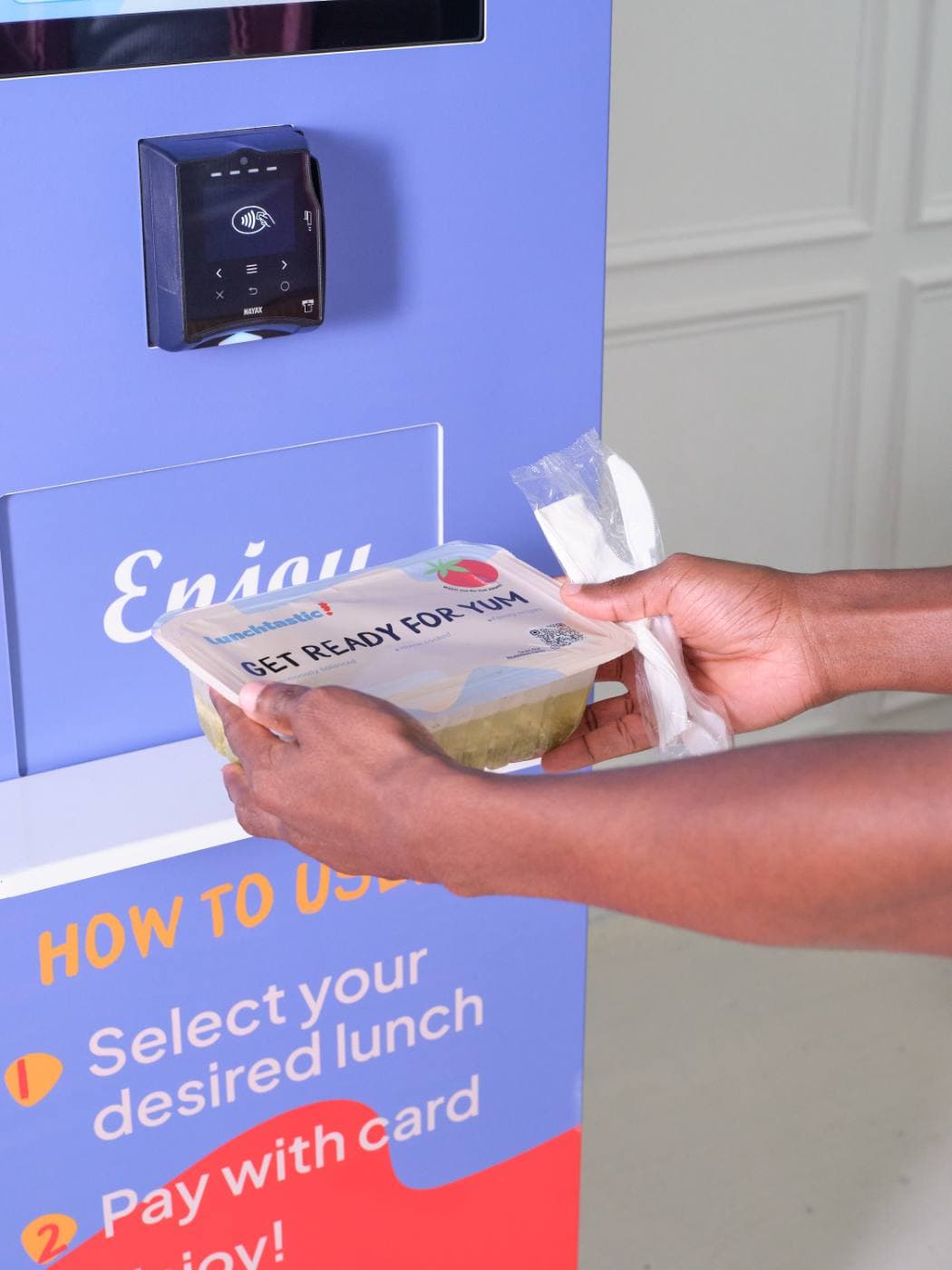 Handing over a meal